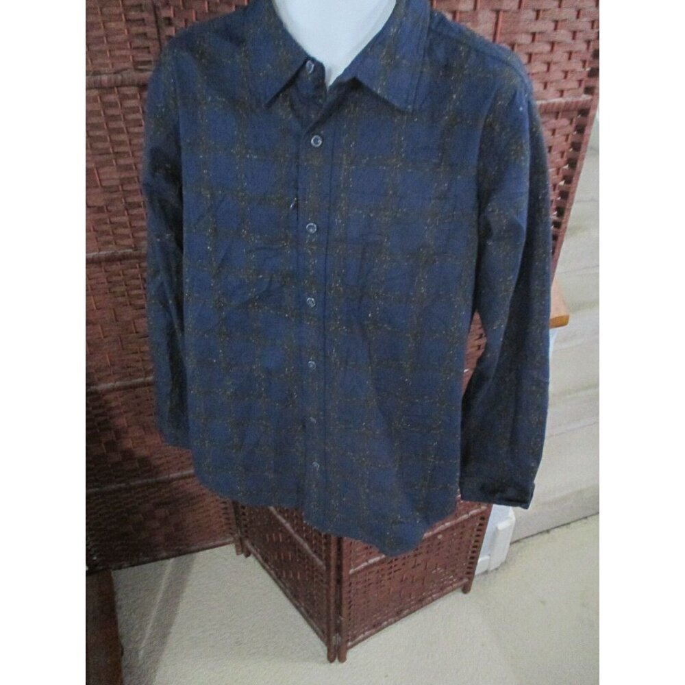 NWT Men's Exofficio Button Up Shirt Long Sleeve Multi Color Large Dress Shirt